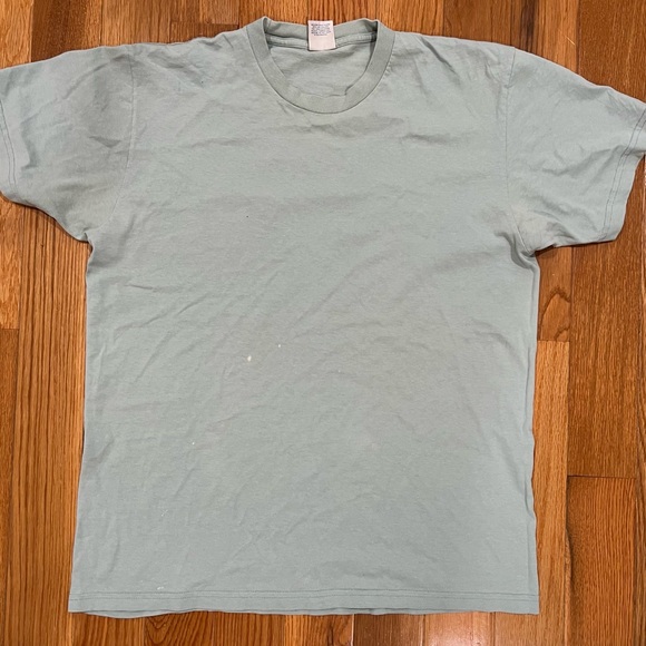 Men’s Supreme Tee - Picture 2 of 5